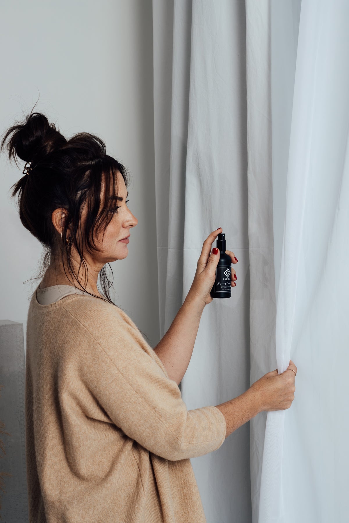 Lukata 100 ml telpu un audumu aromāta aerosols