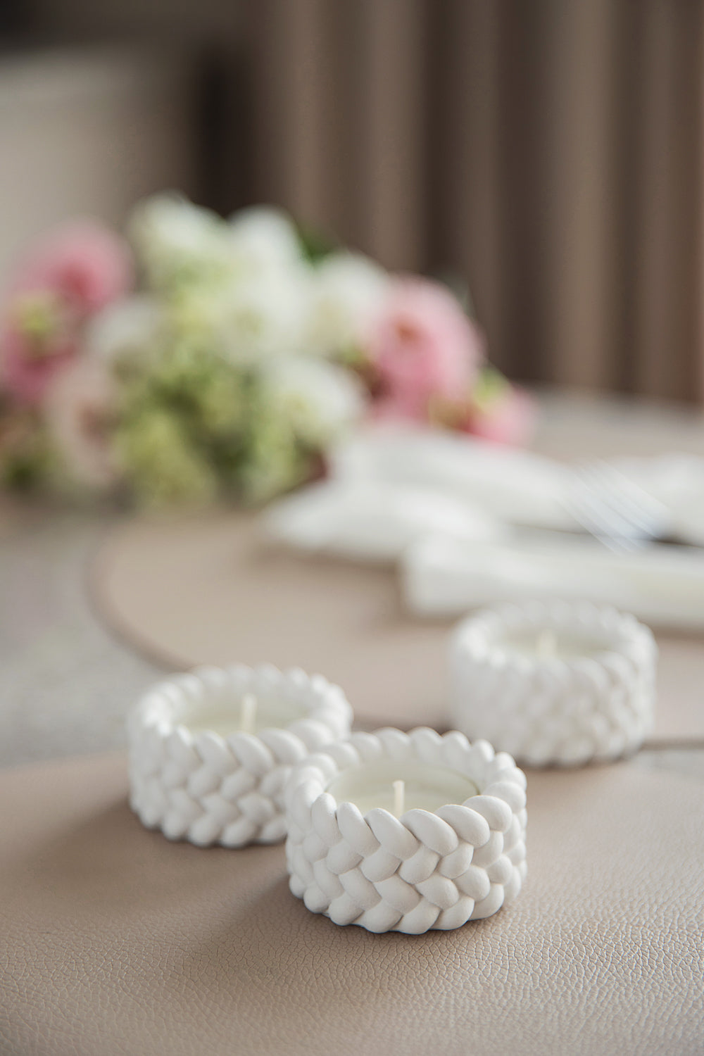 Balti ģipša tējas sveču turētāji (3 gab.) – minimālisma dizains ar virves detaļām (3 gab.)