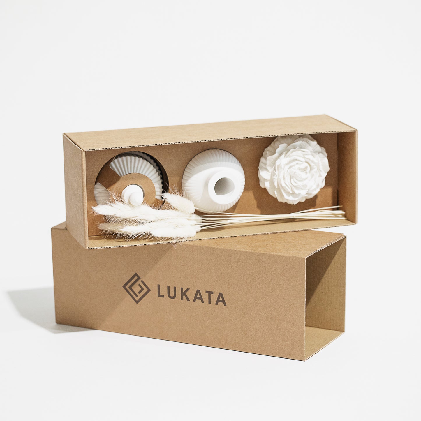 Dāvanu komplekts ar aromātisku sveci, lielu paplāti, vāzi un peonijas ziedu - Elegant Gypsum Home Decor
