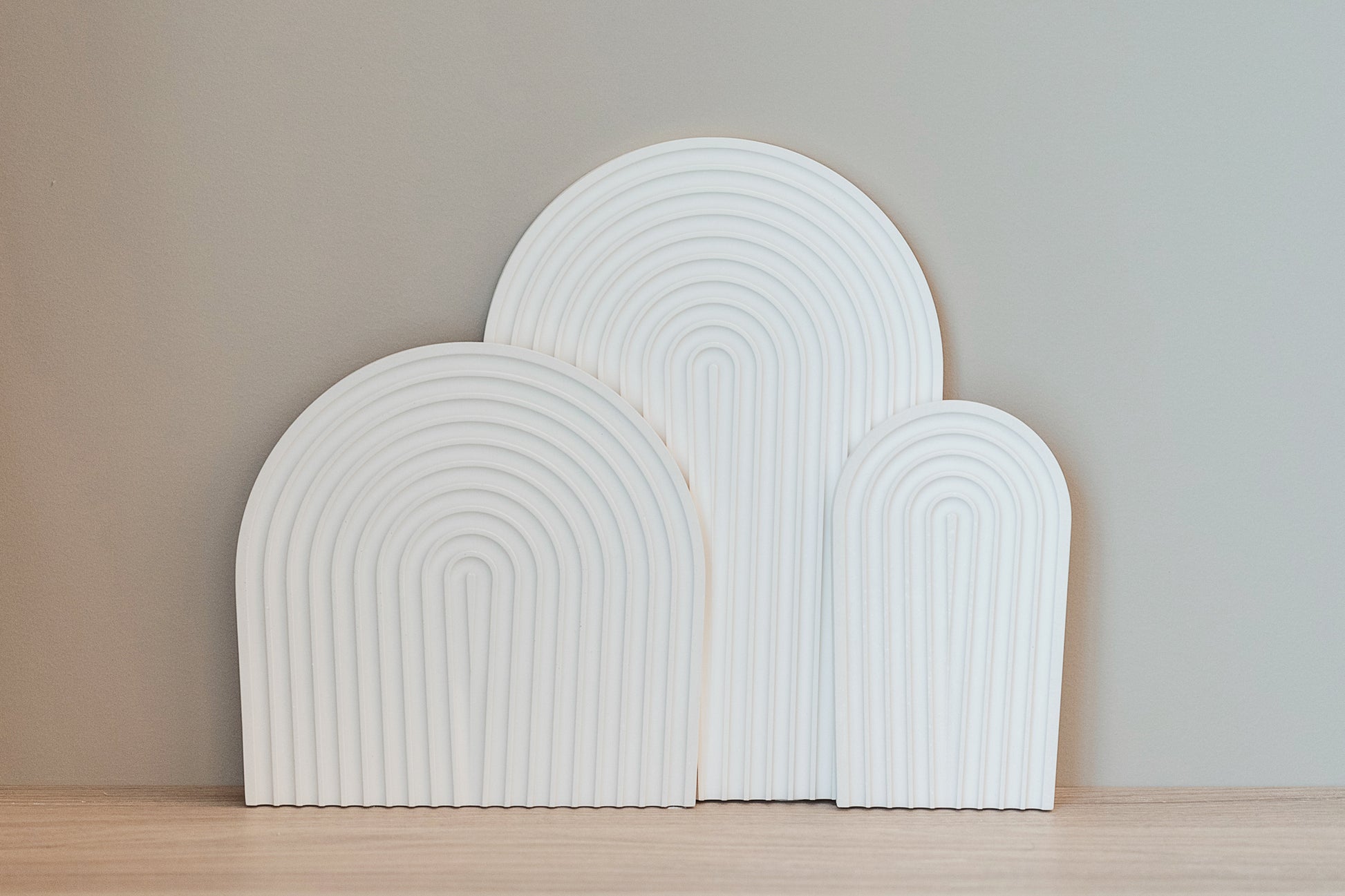 Gypsum tray for wall and table decor