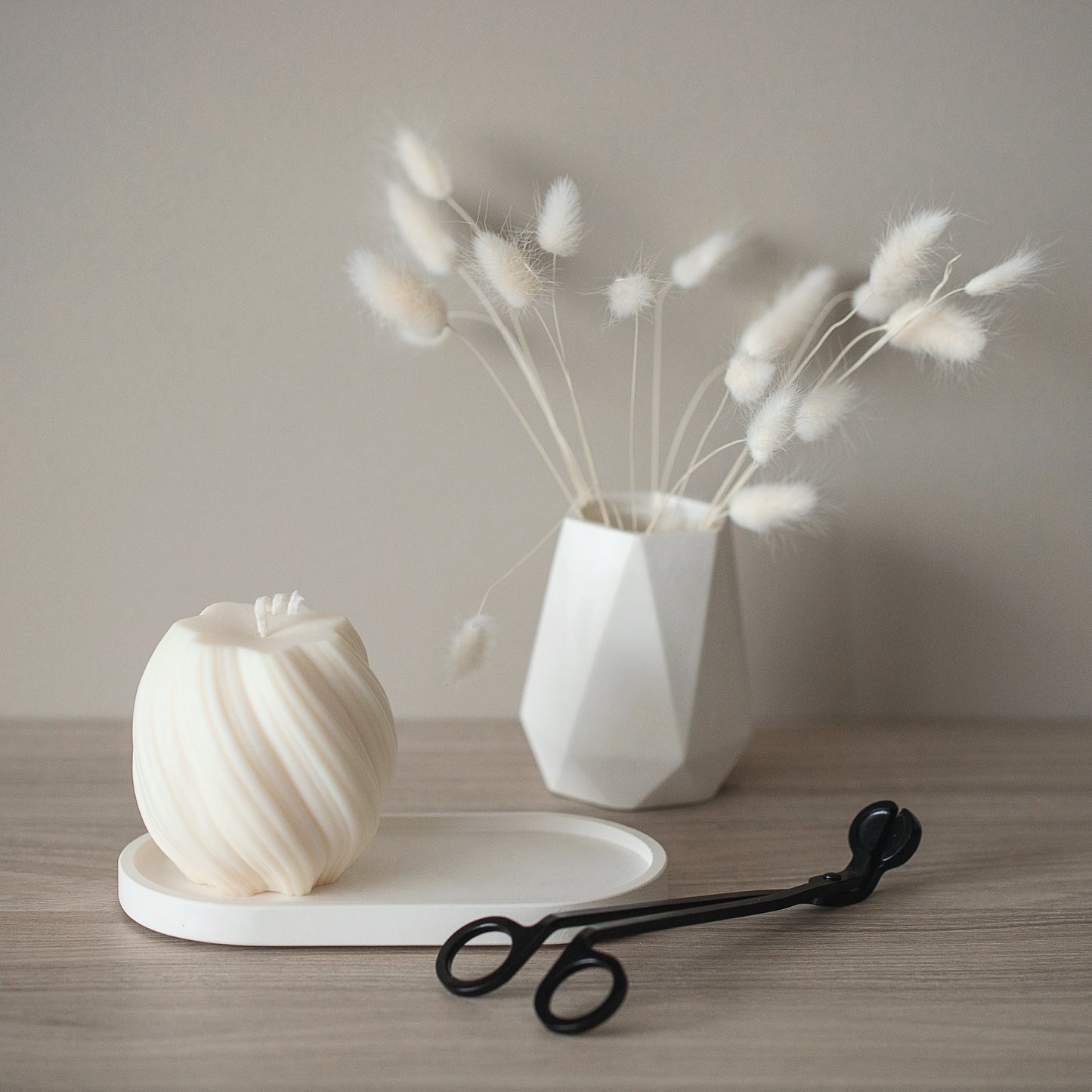 Aromātiskā sveces virpulis - rapšu vaska svece, iekārtošanās dāvanas ideja