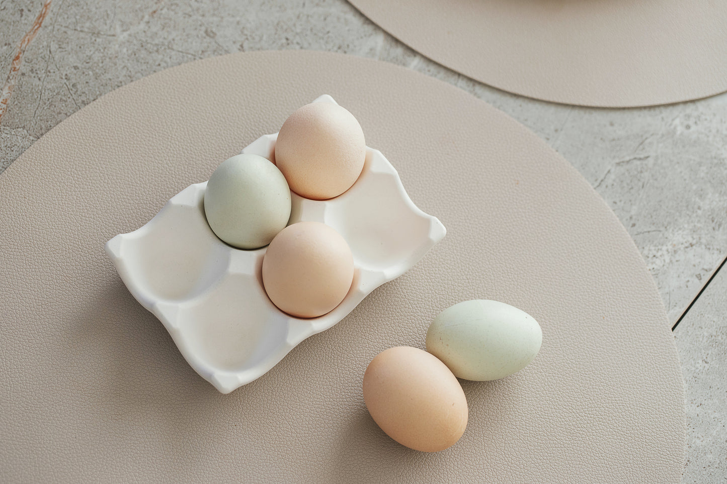 Handmade White Easter Egg Holder – 6-Grids Egg Tray & Storage Dish, Elegant Egg Crate for Kitchen Accessories
