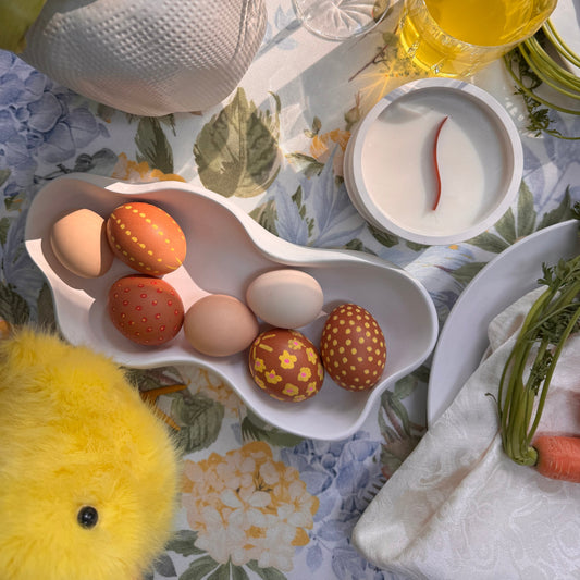 Viļņota paplāte, balta ģipša bļoda, ieejas atslēgu šķīvis, nieciņu paplāte, konfekšu šķīvis, roku darbs dāvana