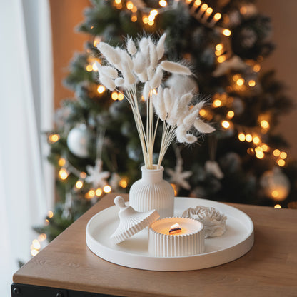 Dāvanu komplekts ar aromātisku sveci, lielu paplāti, vāzi un peonijas ziedu - Elegant Gypsum Home Decor