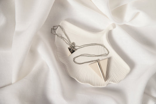 Handmade Gypsum Leaf Shape Tray  - Ideal Jewelry Tray, and Eco-Friendly Home Decor Gift