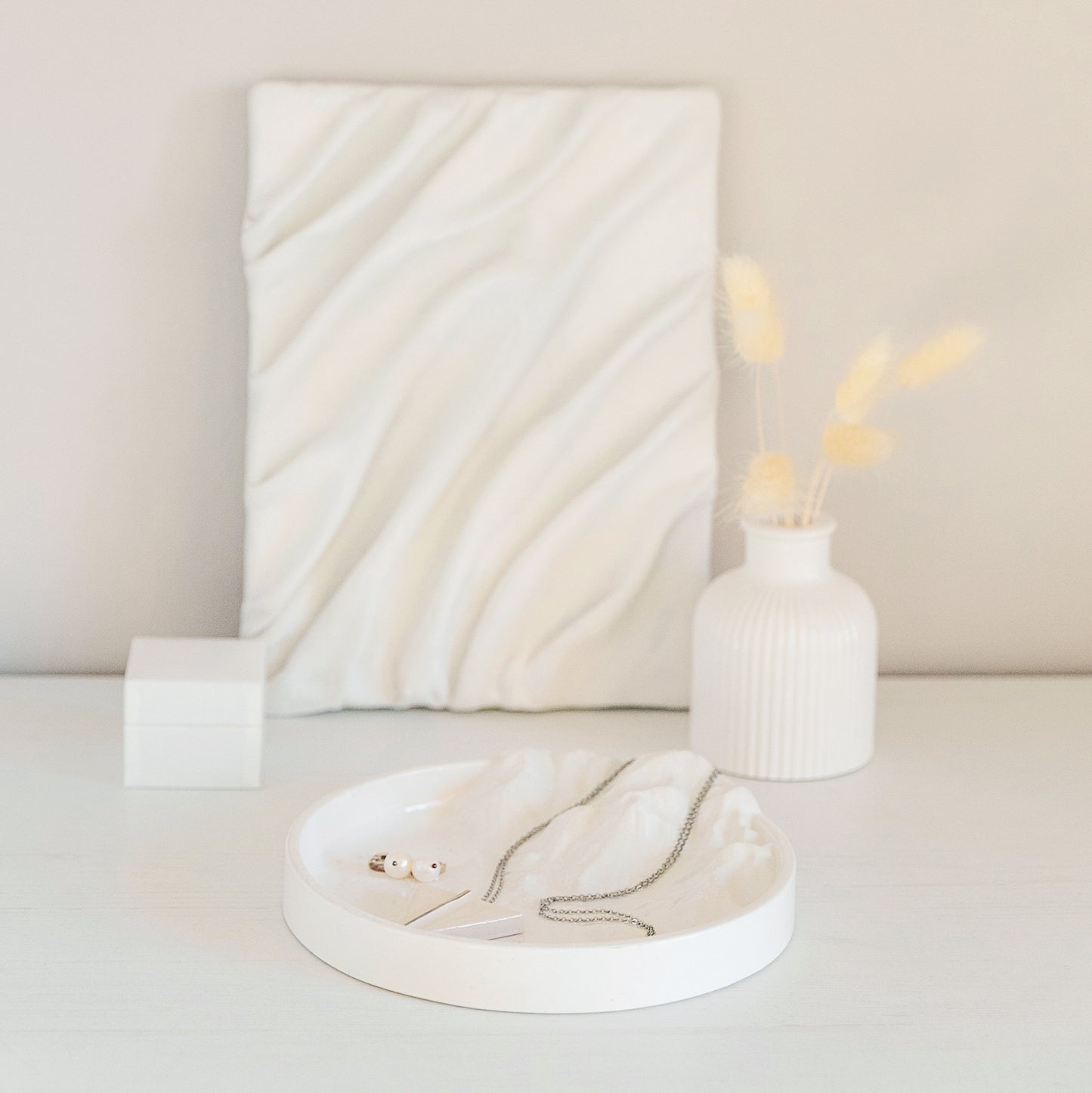 Gypsum Tray with Stunning Relief Detail for Fragrances and Jewelry