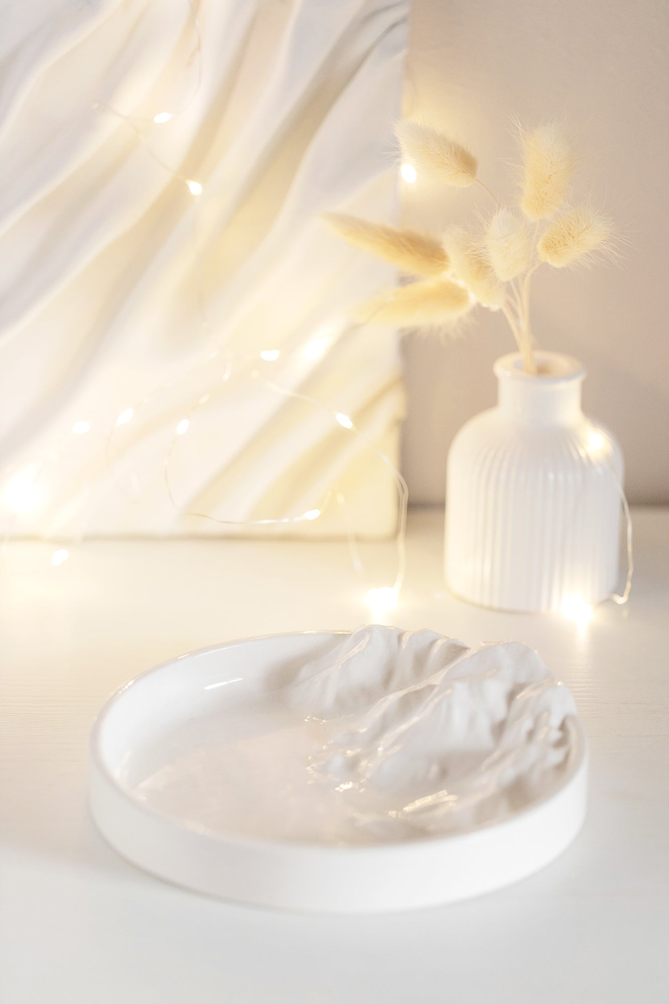 Gypsum Tray with Stunning Relief Detail for Fragrances and Jewelry