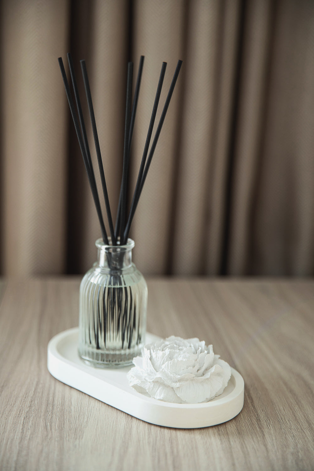 Reed Diffuser 90ml with 8 Sticks – Compact & Stylish Home Fragrance